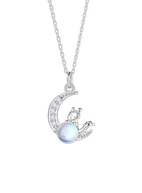 原创设计抱月龙项链女小众设计感龙年元旦本命年不锈钢锁骨