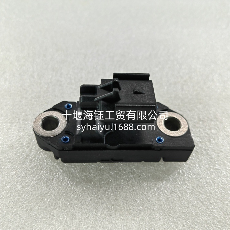 适用于康明斯发动机配件压差传感器4358939  4384138  4384687