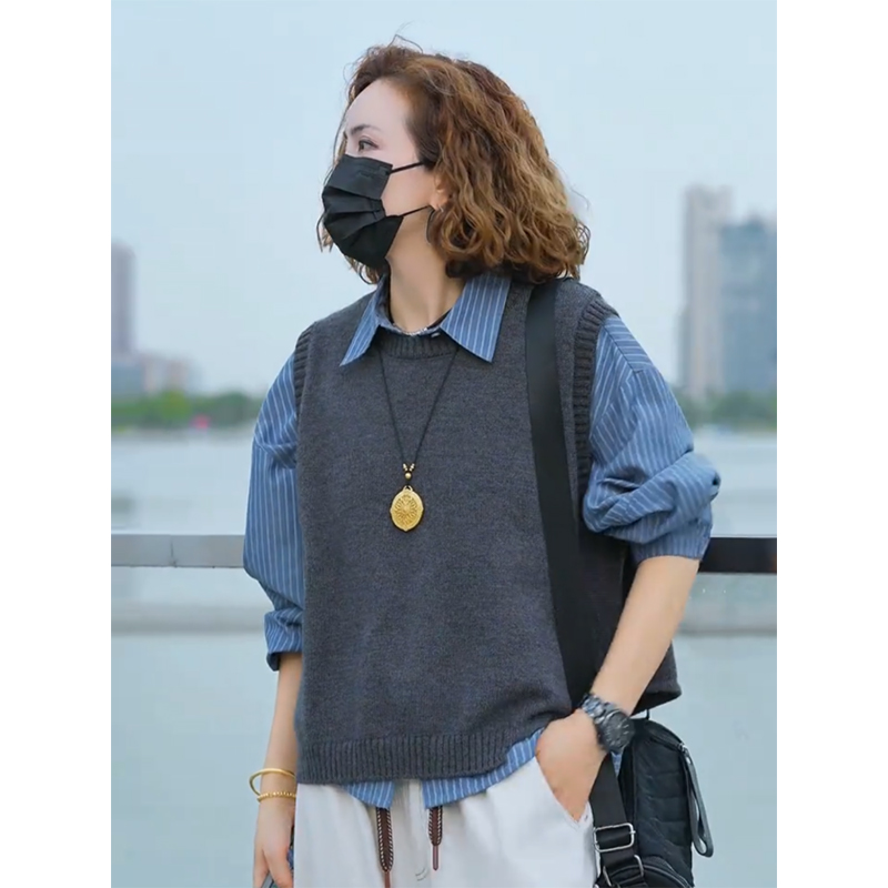 松圆领套头针织坎肩背心潮