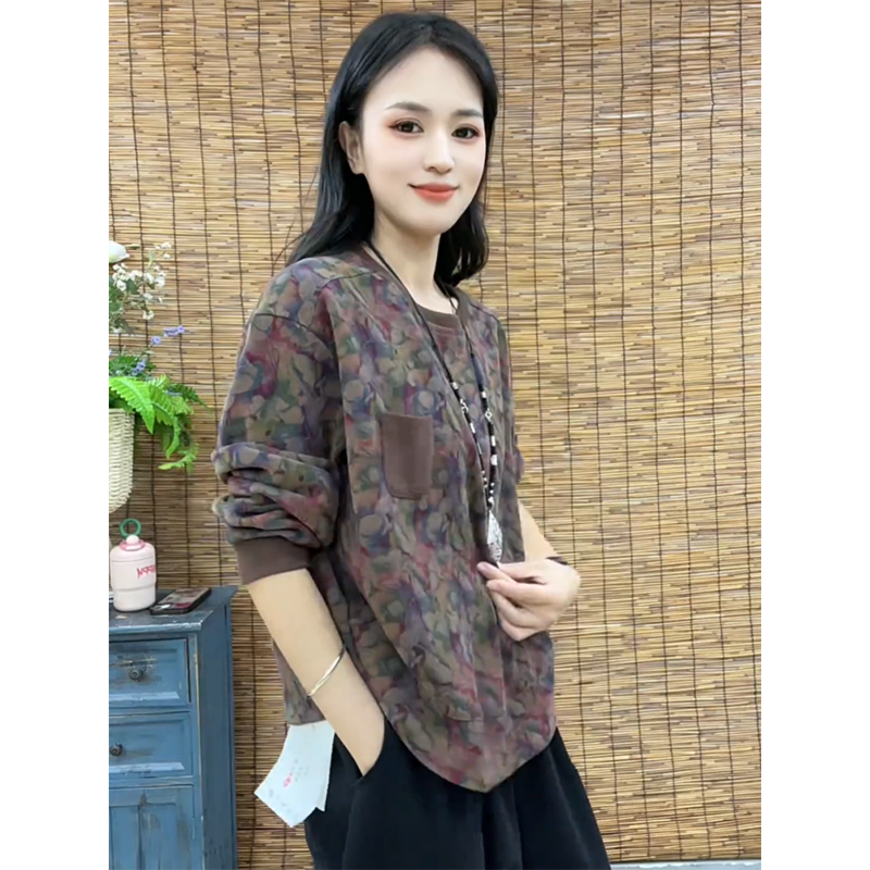 舒适长袖卫衣减龄宽松圆领印花