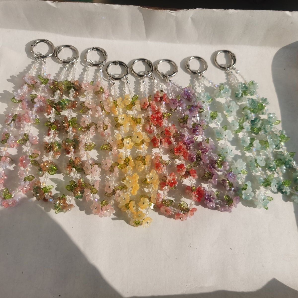 手工琉璃花朵手机链手腕链轻奢挂绳手腕式防丢钥匙扣包包挂件挂饰
