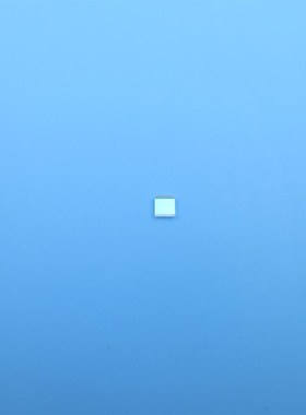 605nm-685nm通过滤光片红光高透相机滤镜带通红外玻璃方形可定制