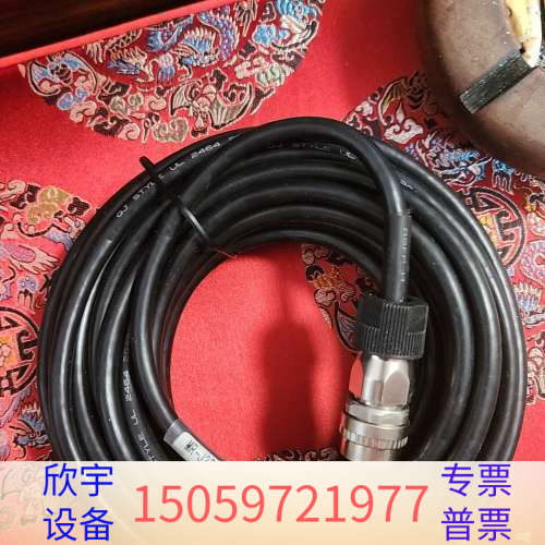 纯新MR-J3ENSCBL10M-L，伺服线缆如.议价