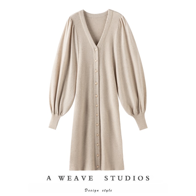 一眼爱上的!大灯笼袖V领100%纯山羊绒衫女长款针织羊绒连衣裙子