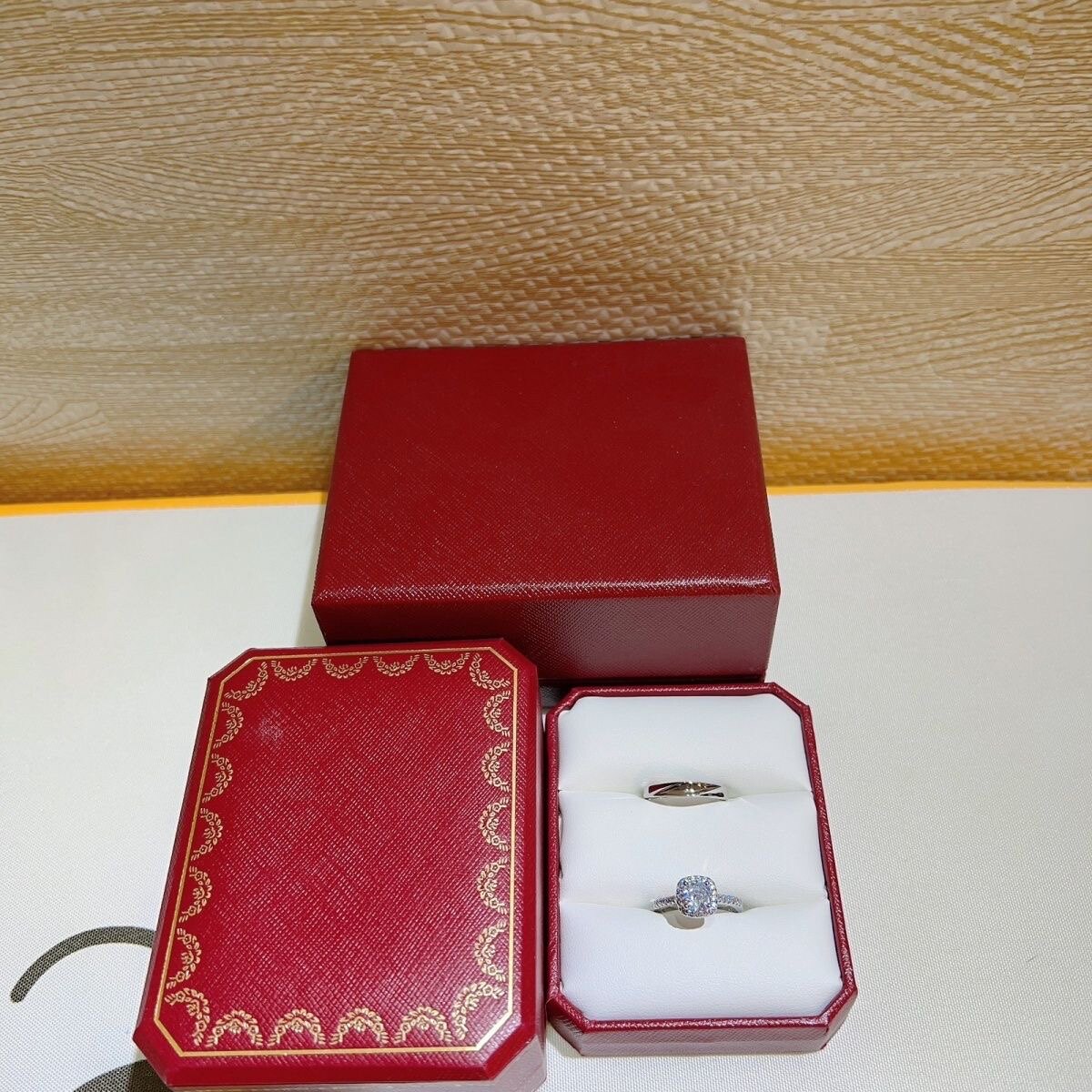 爆款小红书同款礼盒装结婚婚礼假对戒真方形钻戒活口可调节婚戒