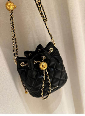 南风CIERA香风庄园水桶包包女2025新款菱格链条单肩斜挎小包