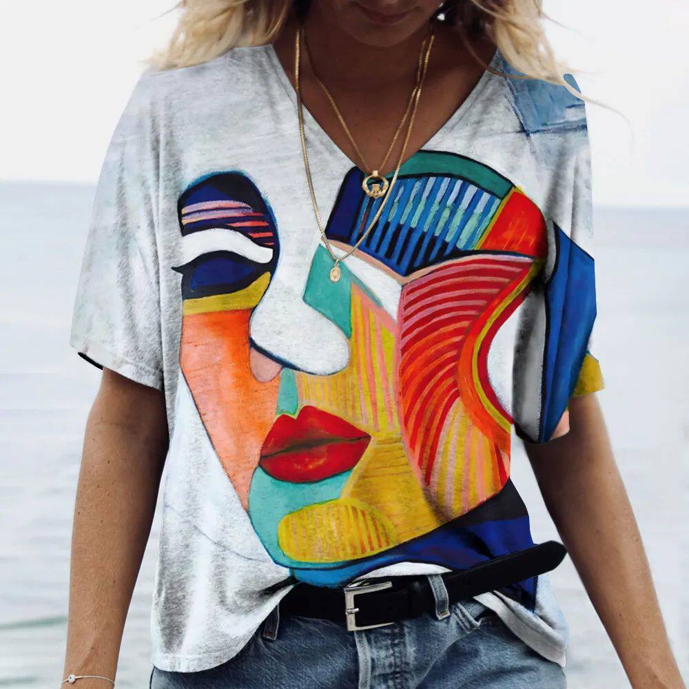 Figure printed short sleeved T-shirt women 人物印花短袖T恤女