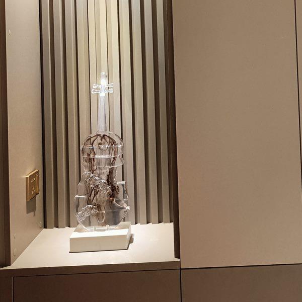 饰品大厅客厅落地摆件小提琴艺术玄关柜酒柜桌面创意轻奢软装家居