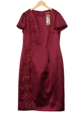 慕天姿精选品牌女装高端时尚气质百搭酒红色连衣裙慕天姿A2-17655