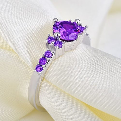 钻石之乡河南商丘外贸热卖欧美热卖戒指女 紫色宝石婚戒微镶a2830