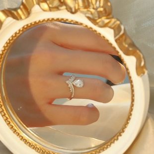 河南钻石商丘人工钻石纯银S925高颜值水滴戒指豪华百搭高级a2607