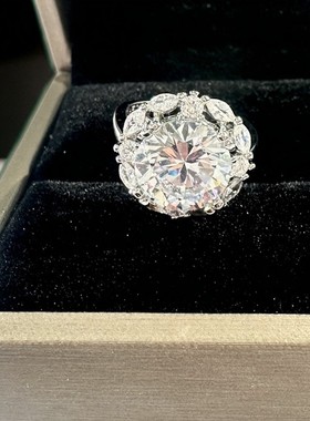 钻石之乡商丘钻石手饰Sisi开口礼物正品碳钻太阳花豪华指环a2531