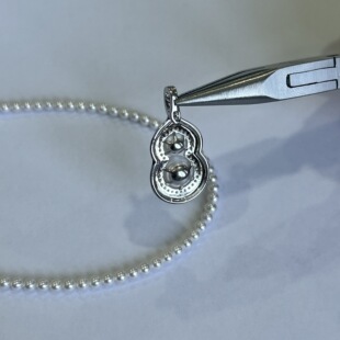 天然淡水强光基本无瑕6-8mm珍珠S925银葫芦耳钉万能扣吊坠套a2873