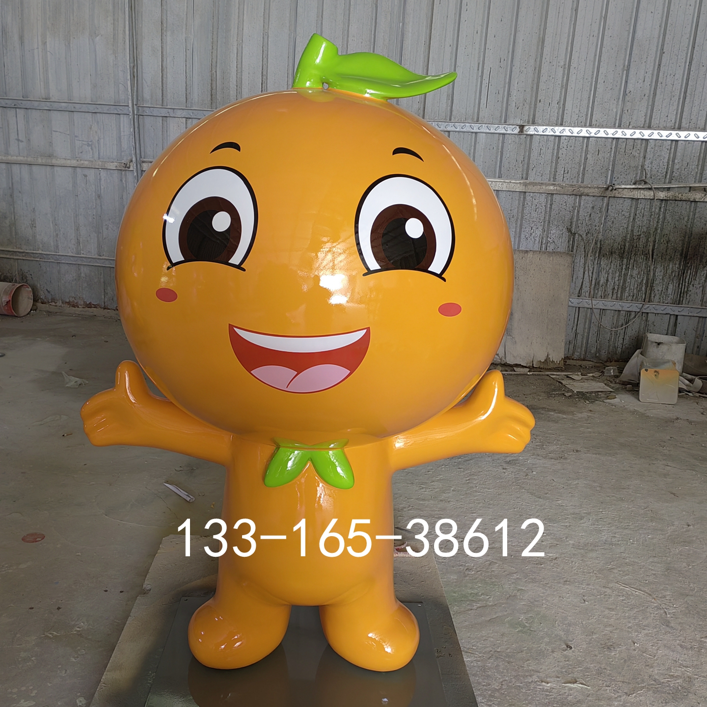 树脂橙子娃娃雕塑定制橘子文旅美陈卡通人偶摆件户外大型水果屋