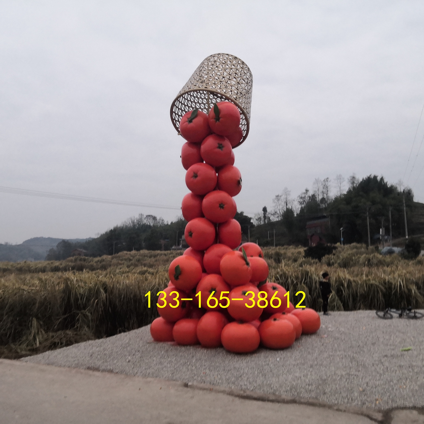 堆叠造型砂糖橙子玻璃钢雕塑定做水果蔬菜地标枇杷果篮模型雕像