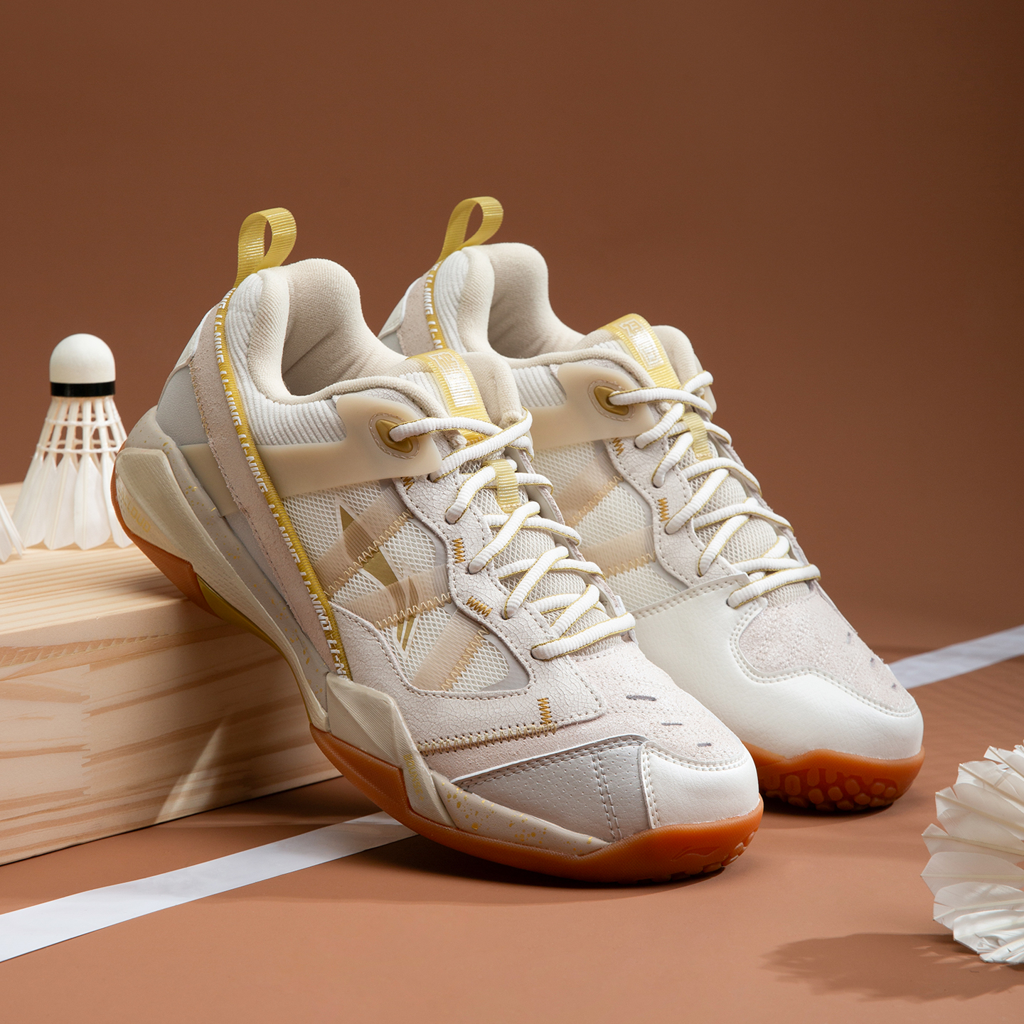 李宁专业羽毛球鞋男款碳板抗扭