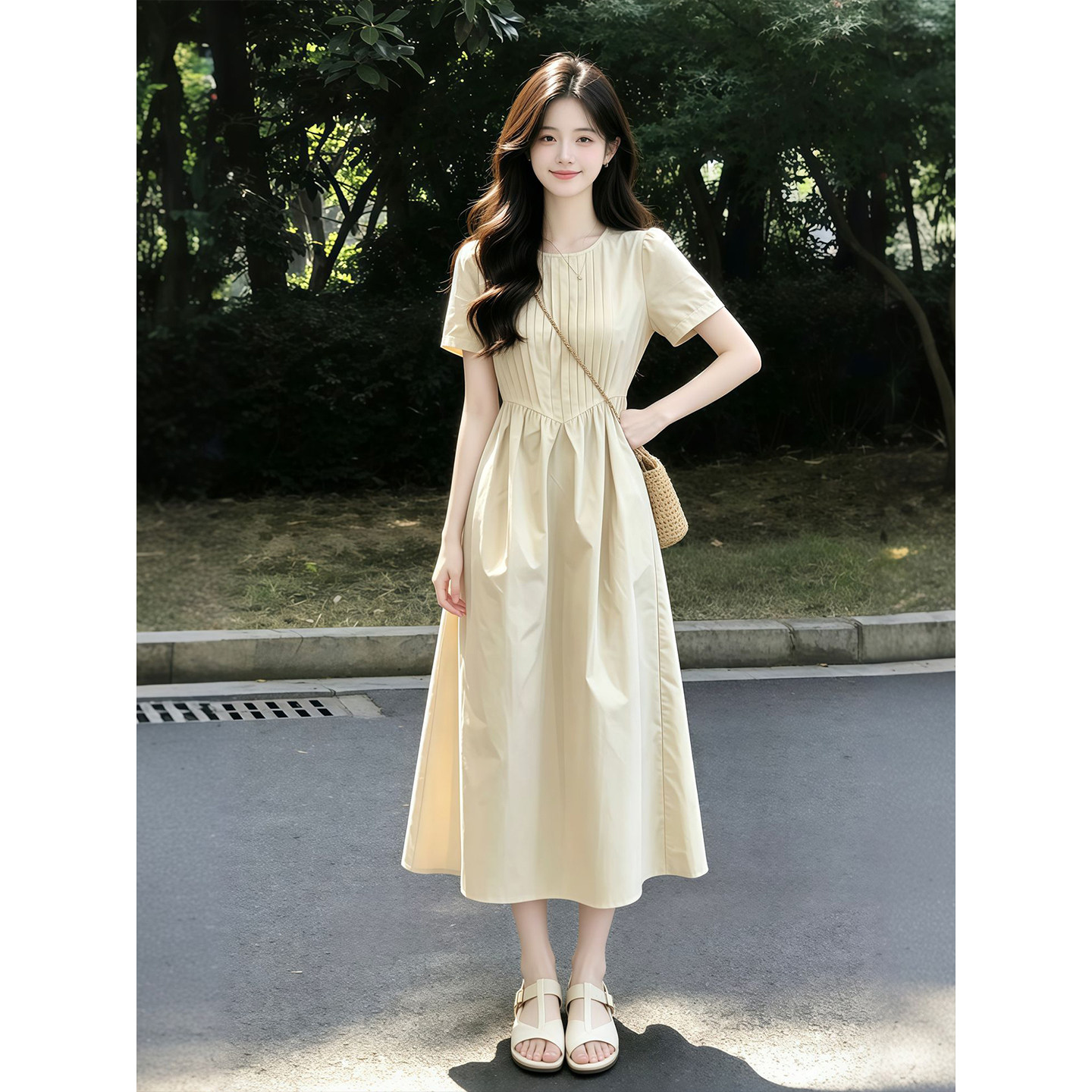 法式白色短袖连衣裙子女夏季2026新款高级感收腰显瘦气质a字长裙
