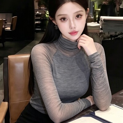 高级感灰色高领长袖打底衫女2026冬韩系简约御姐别致显瘦气质上衣