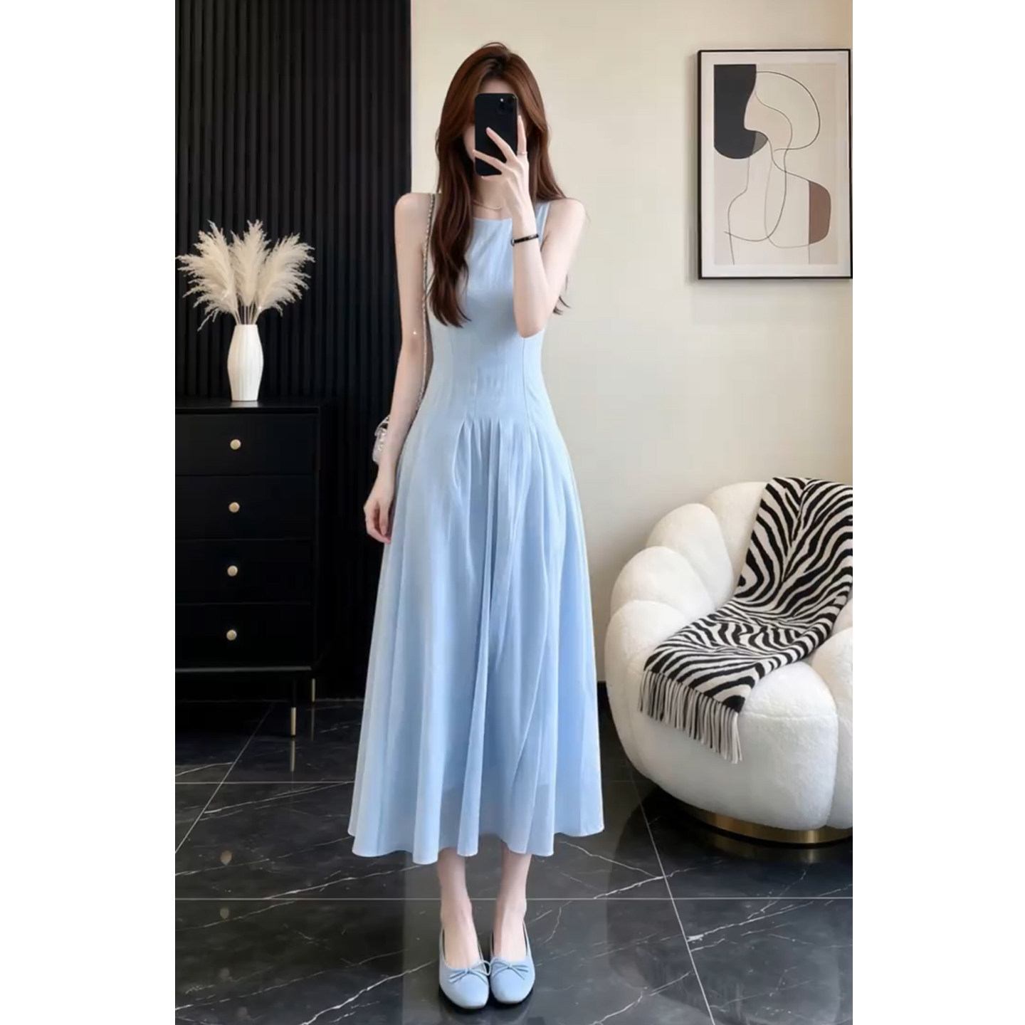 韩系巨好看蓝色无袖连衣裙子女夏季海边度假出片漂亮绝美掐腰长裙