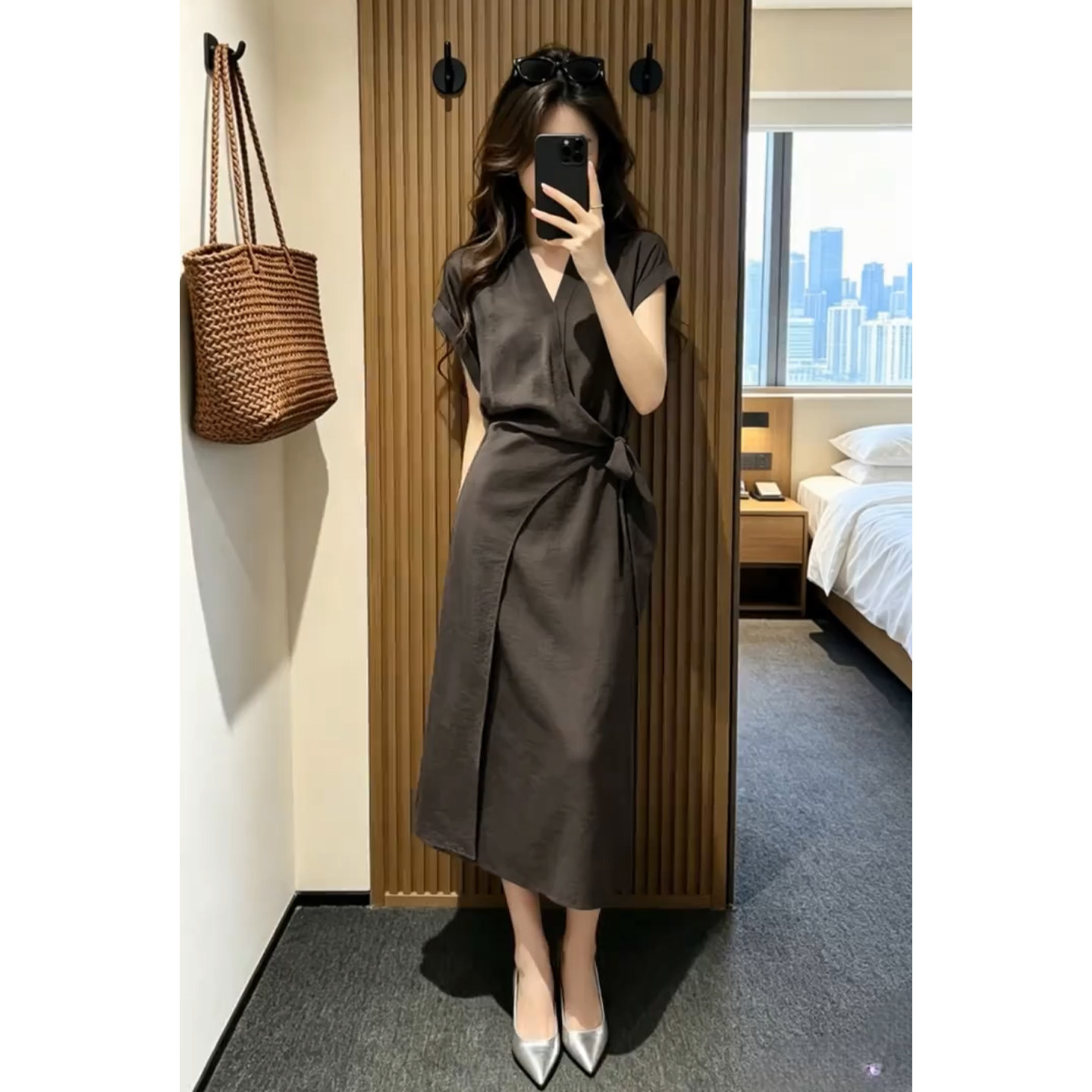 法式灰色短袖连衣裙子女夏季2026新款爆款高级感气质收腰显瘦长裙