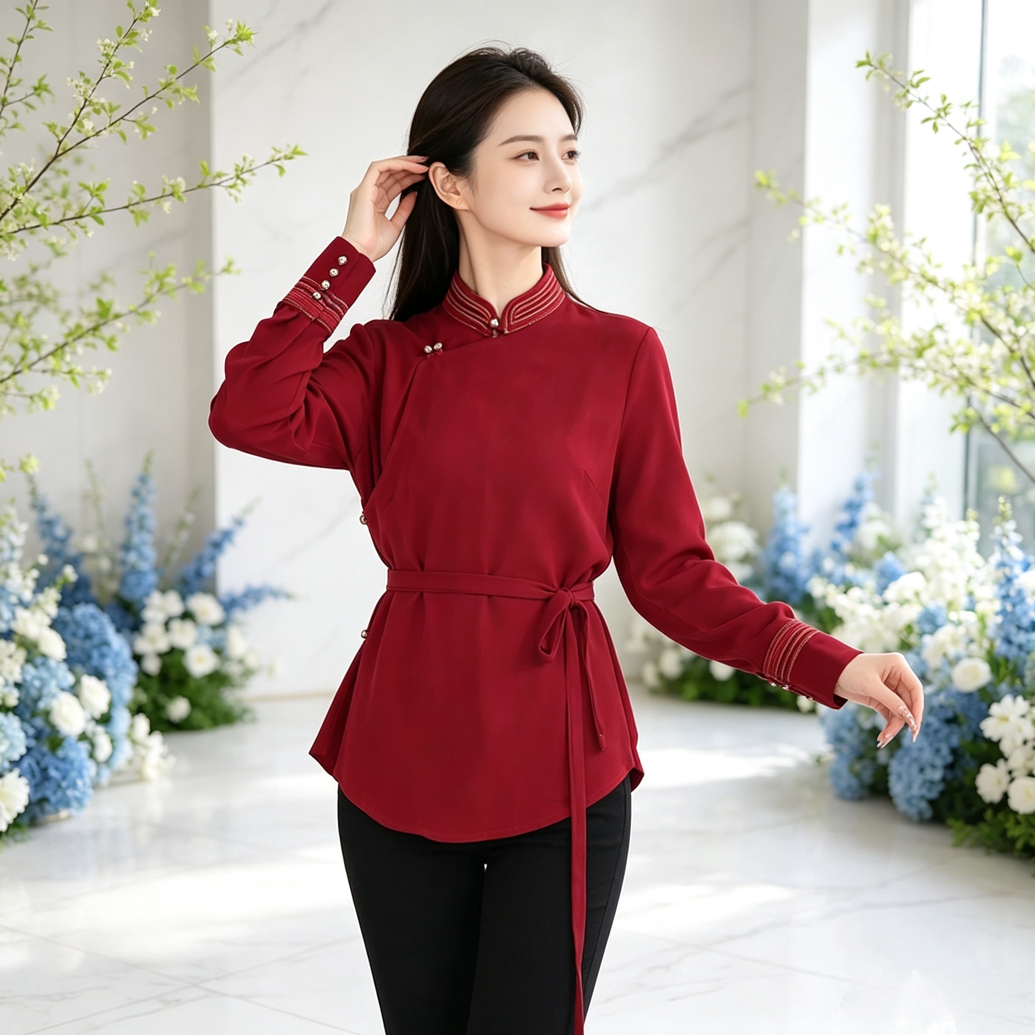 新中式立领薄款蒙古袍女演出图片