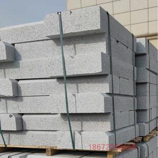 芝麻灰路沿石路缘石路牙子侧平石花岗岩路边石芝麻白荔枝面机器面