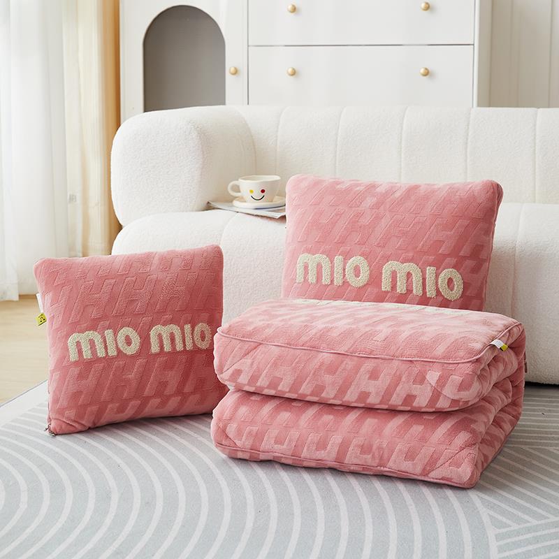 加厚冬季两用牛奶绒抱枕被子毯靠垫沙发汽车午睡枕头多功能被加绒