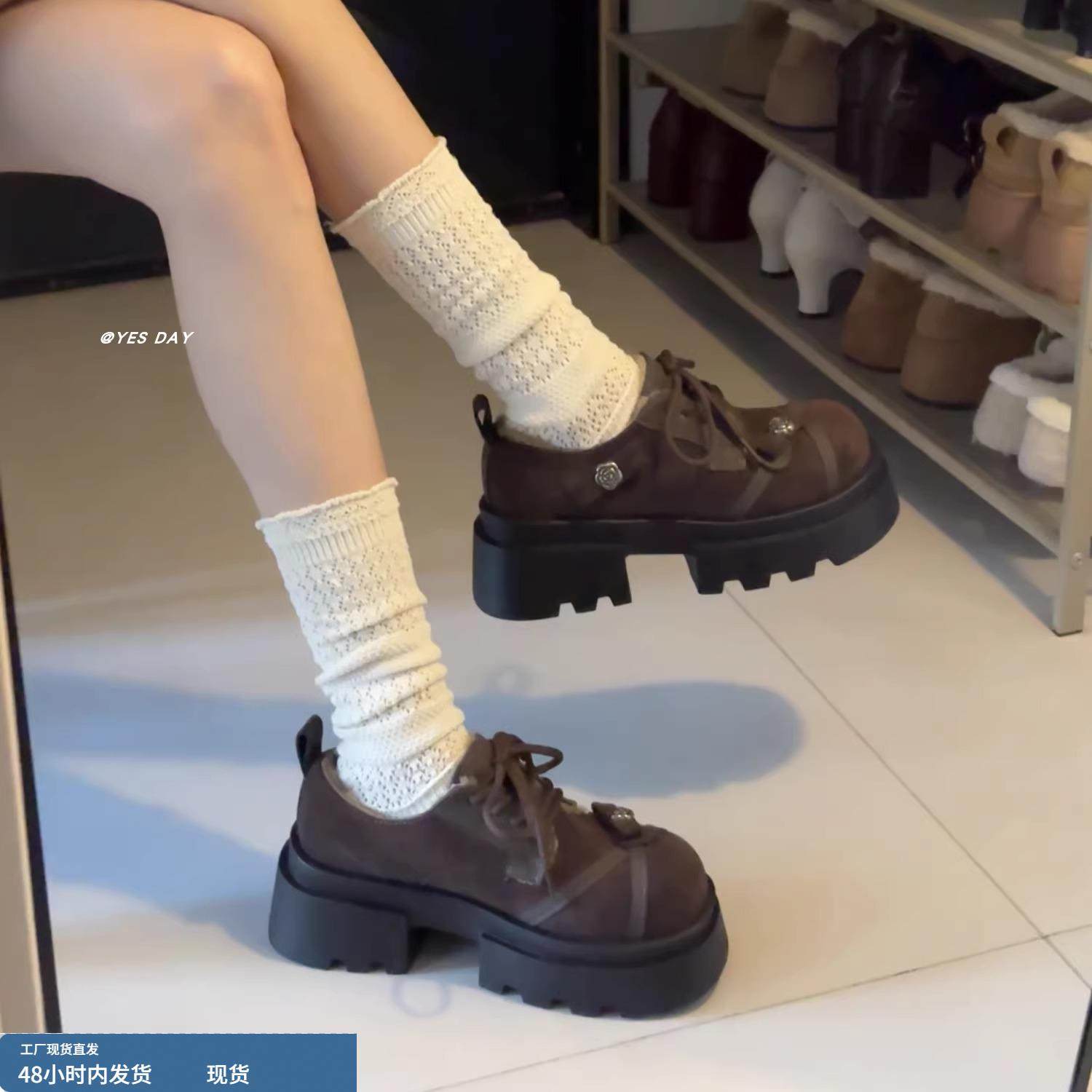 棕色复古蝴蝶结加绒小皮鞋女2025冬季新款时尚百搭配裙子保暖棉鞋