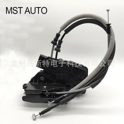 81310-F203081320-F2010适用现代伊兰特17-20年汽车门锁