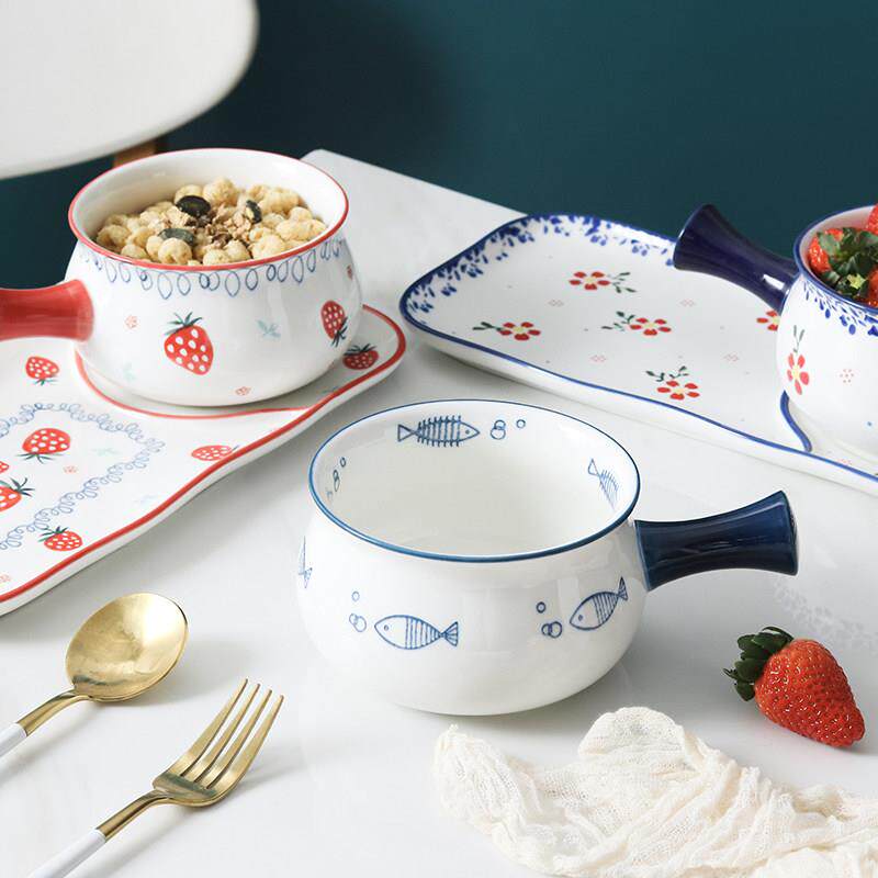 手绘早餐碗盘釉下彩陶瓷餐具可爱草莓套装家用手柄碗早餐碗泡面碗