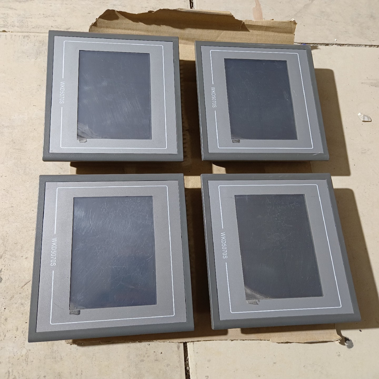 WKD5070S嵌入式一体化触摸屏二手拆机的一起有4台有