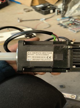 东元伺服电机 8CC751G-3DEBWAS 全新原装未使用