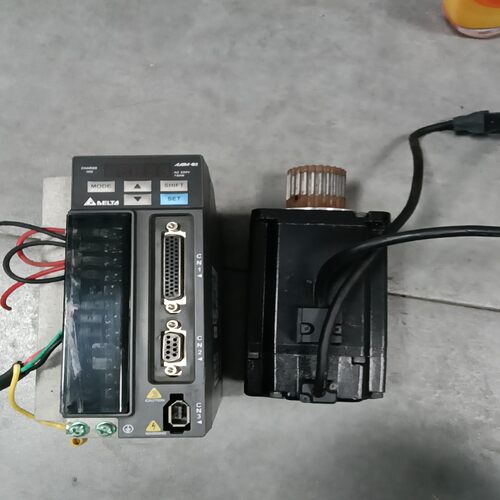 台达B2伺服750W拆机一套驱动型号ASD-B2-0721