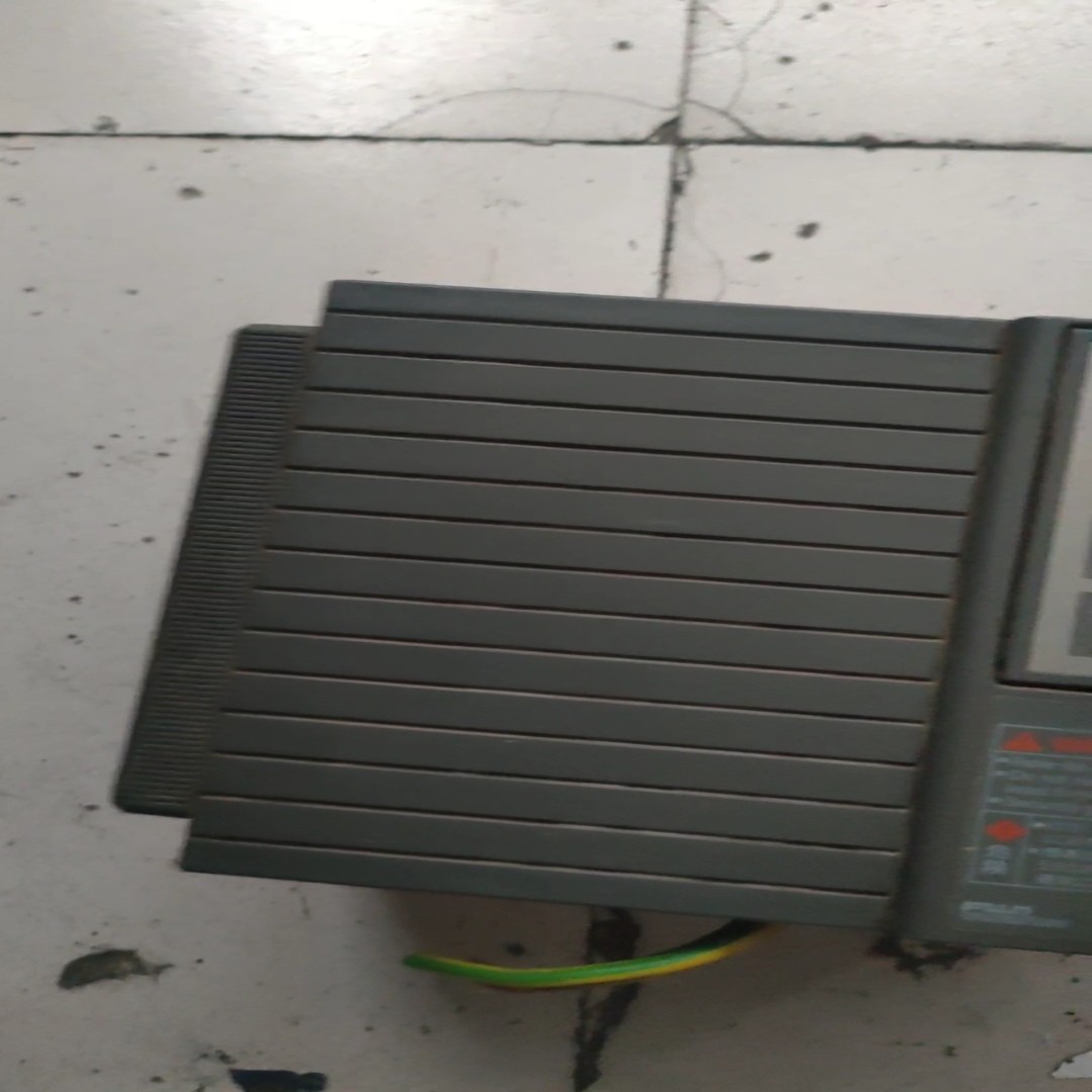 富士E9S-15KW变频器一台成色自定义功能包好情
