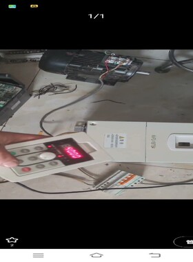 变频器NVF2G-15TS4  15KW几乎全新