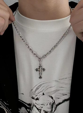 极速钛钢多d层缠绕黑耀石项链男潮牌欧美嘻哈男士配饰百搭十字架