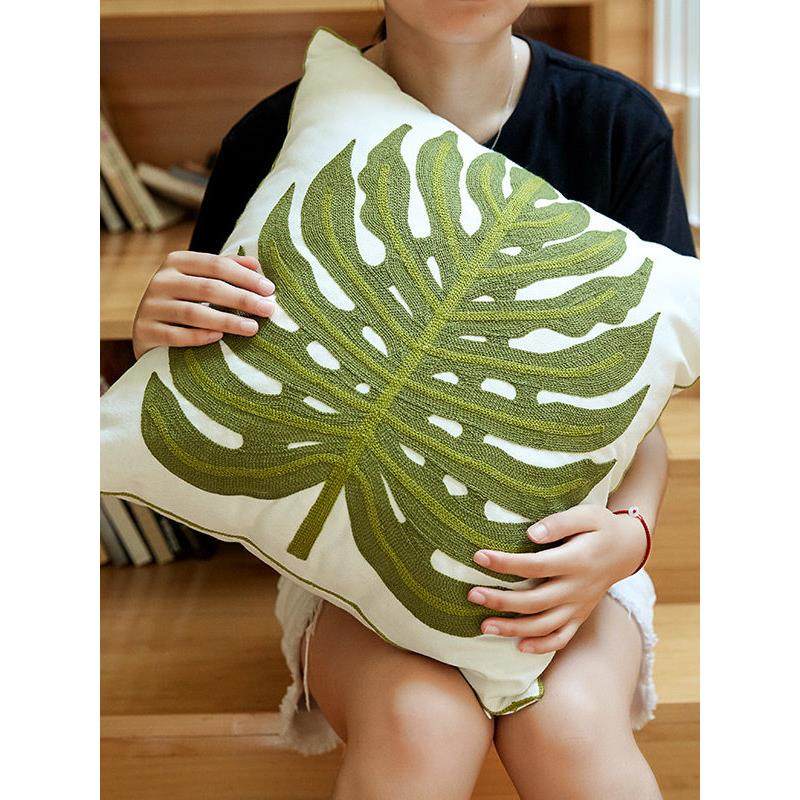 中式民族风刺绣花抱枕套客厅沙发靠垫外皮不含芯车内民宿装饰腰枕