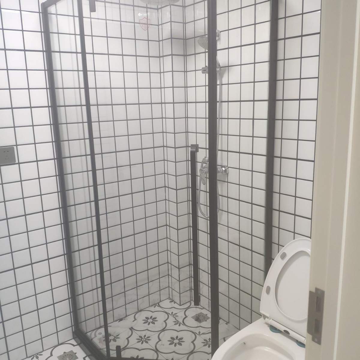 批量工程淋浴房隔断整体浴室玻璃弧扇形沐浴房简易淋雨房卫生间洗