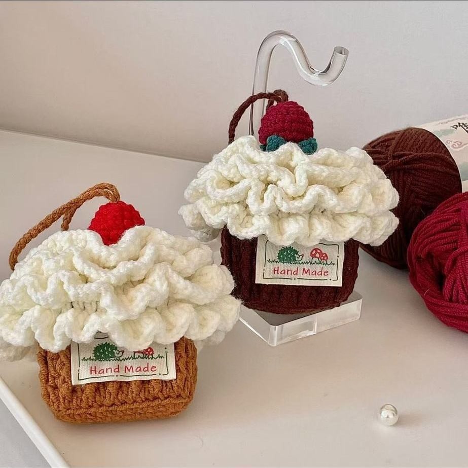 草莓奶油蛋糕耳机包毛线钩织DIY手工diy编织草莓创意蛋糕钩针材料,服饰配件/皮带/帽子/围巾,DIY编织材料包,淘宝优惠券,粉丝福利购,淘宝优惠卷