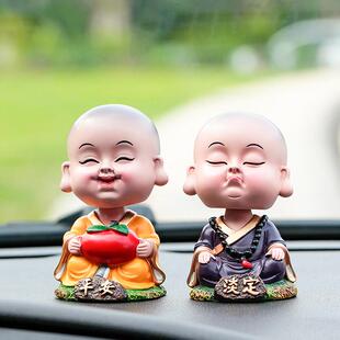 抖音网红平安淡定摇头车载摆件小和尚事事如意桌面客厅酒柜装饰品