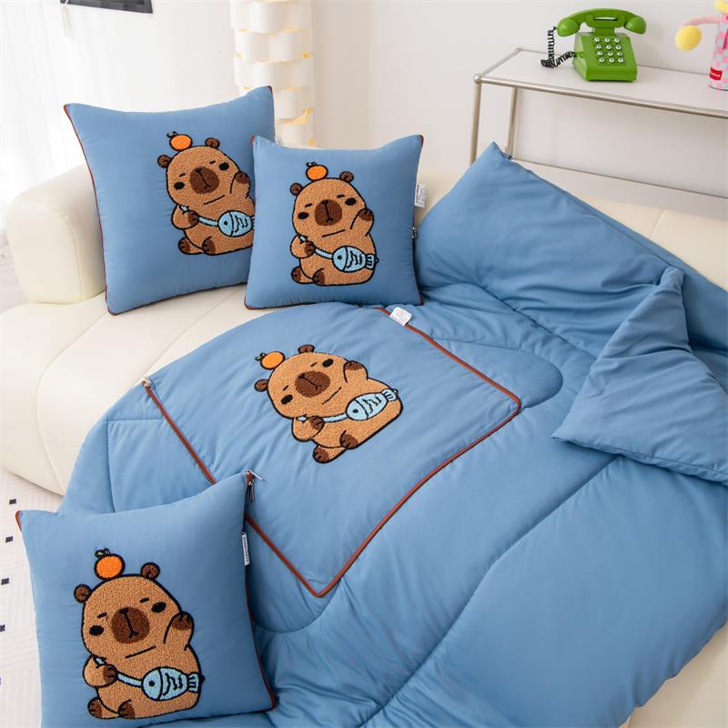 卡通折叠抱枕被子两用二合一车载靠垫被办公室午休枕头被空调毯夏