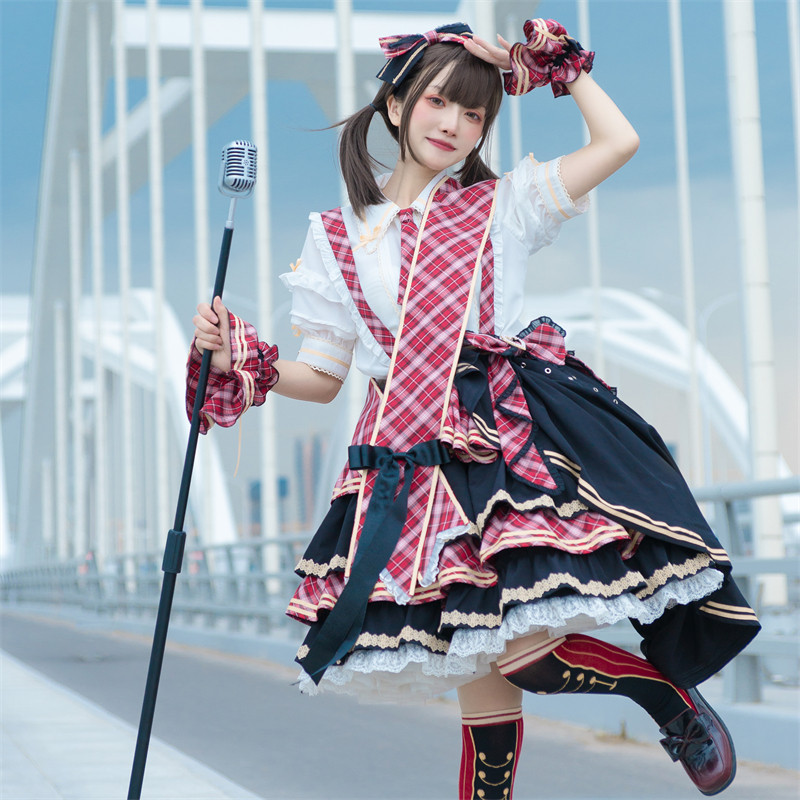 豹了个猫lolita现货原创设计赤月打歌服FS套装夏季洛丽塔连衣裙属于什么档次？