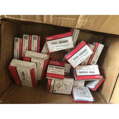 THK直线导轨滑块轴承HSR15 20 25 30 35 45 A R B原装正品