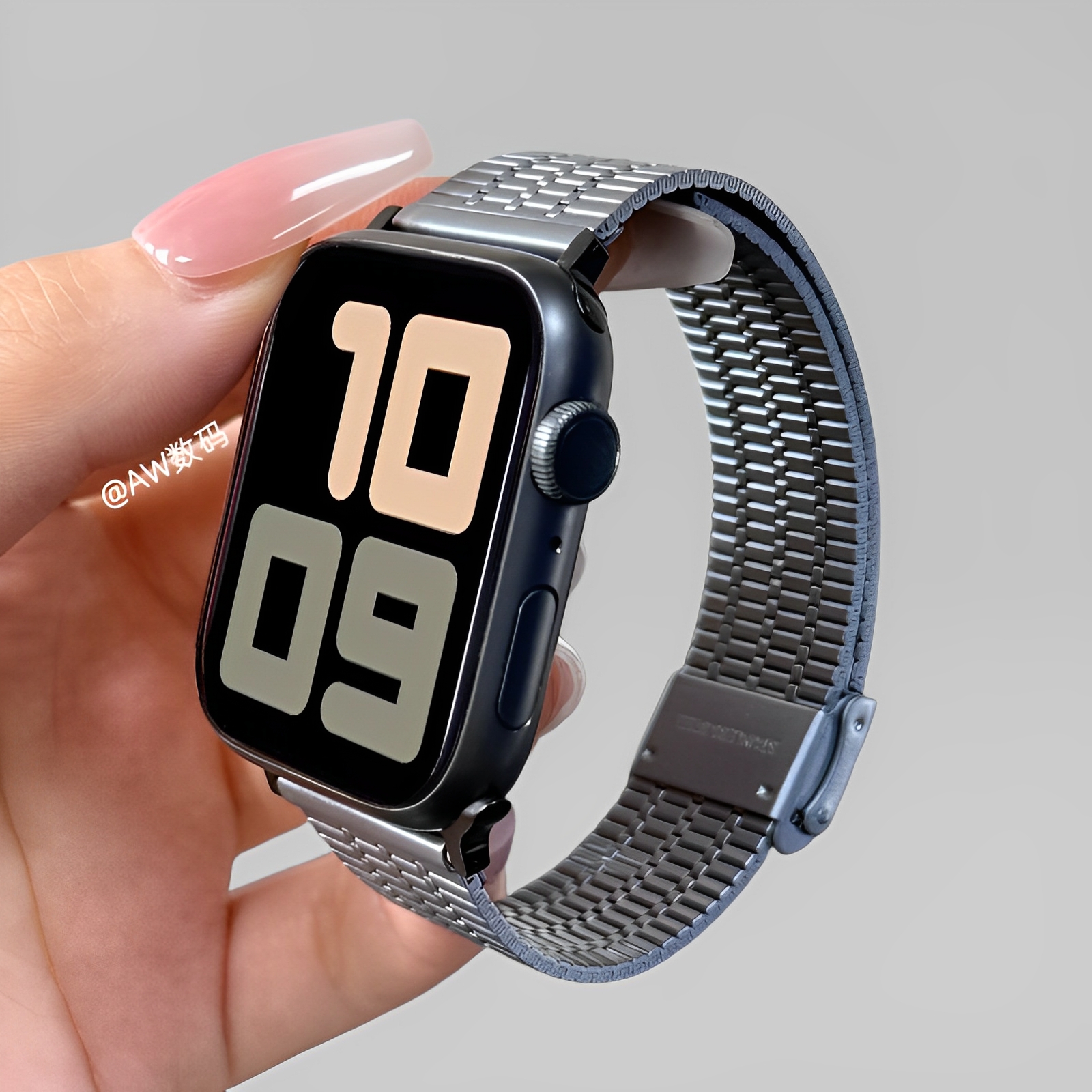 AW适用苹果手表S10金属表带男款applewatch9夏天透气钢带iwatch10新款Ultra不锈钢表带创意S8/S7休闲手表带女