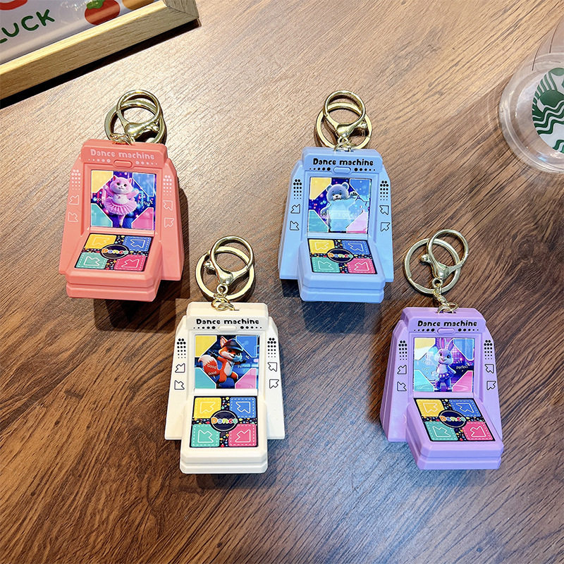 迷你音乐跳舞机钥匙扣学生节奏大师解压玩具小游戏机钥匙链挂件