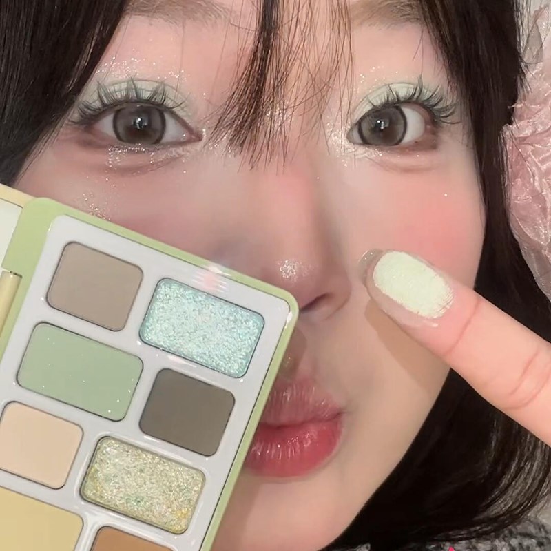 浅春漂亮盘一盘封神!眼影盘16色眼影多色日常淡妆彩色玩妆舞台妆