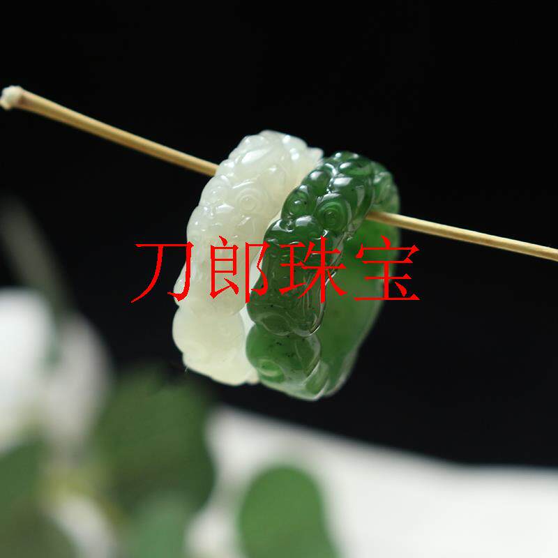 和田玉白玉貔貅戒指可定制男女同款手工精雕糖玉烟紫碧玉神兽指环