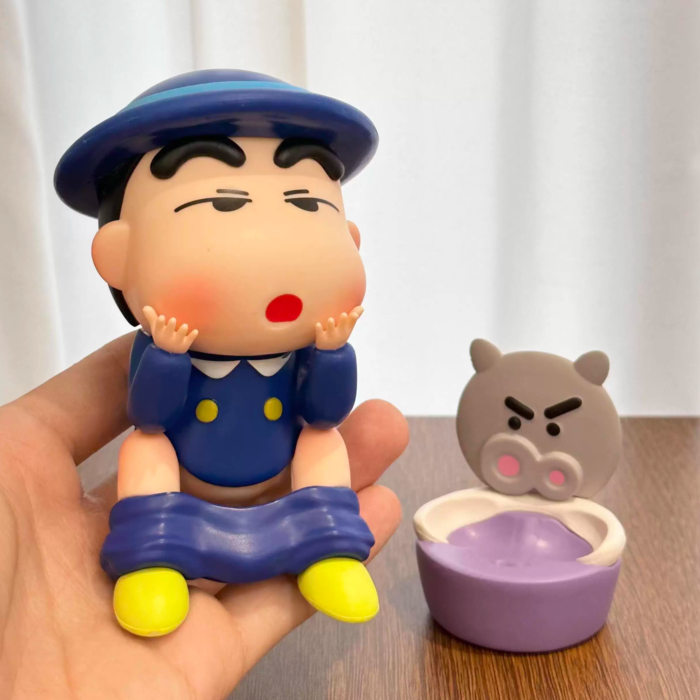 马桶蜡笔小新玩具厕所搭子蹲厕小新潮玩手办摆件创意搞怪可爱礼物