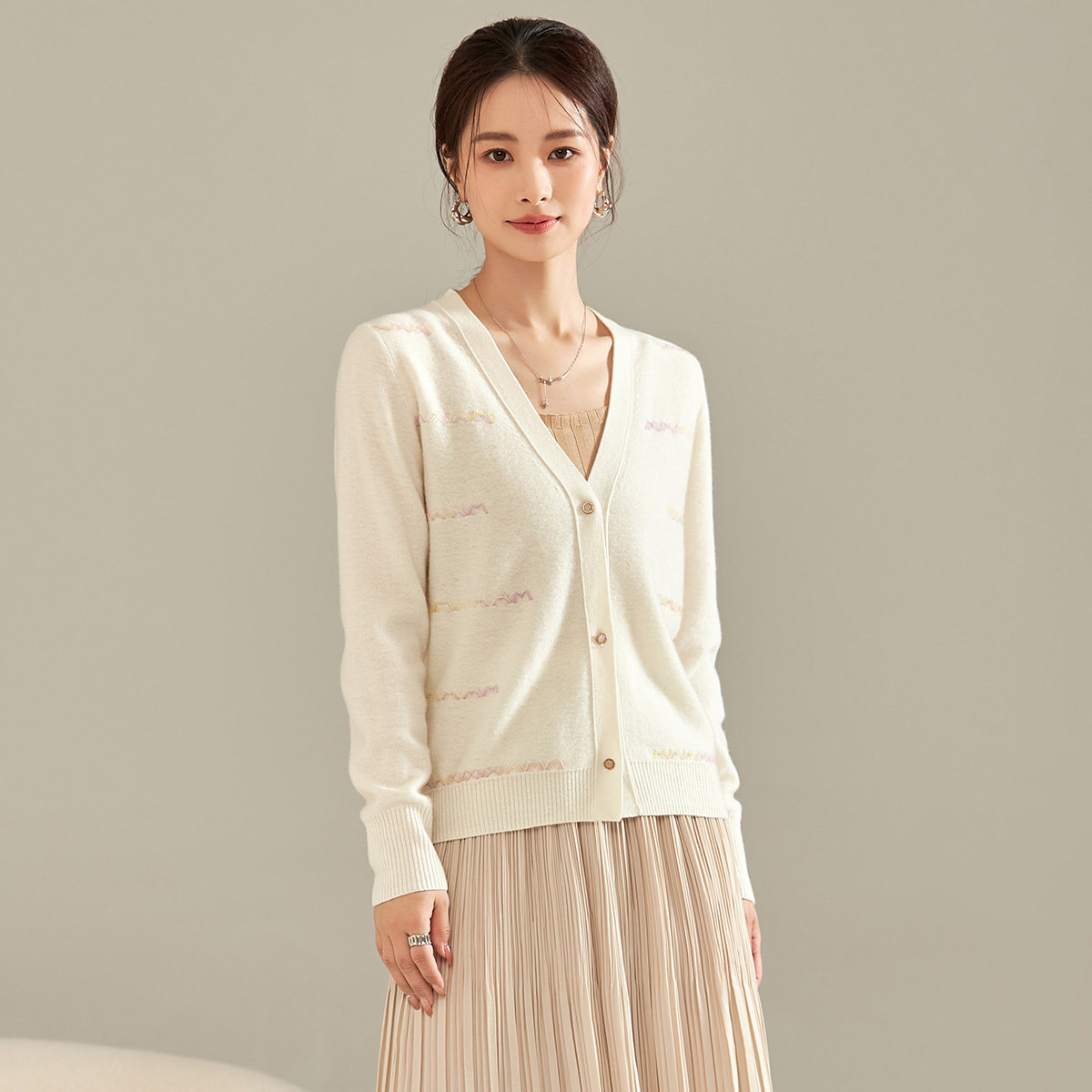 春竹春秋新款100%羊毛休闲洋气减龄V领提花针织开衫女羊毛衫外套,女装/女士精品,毛针织衫,淘宝优惠券,粉丝福利购,淘宝优惠卷