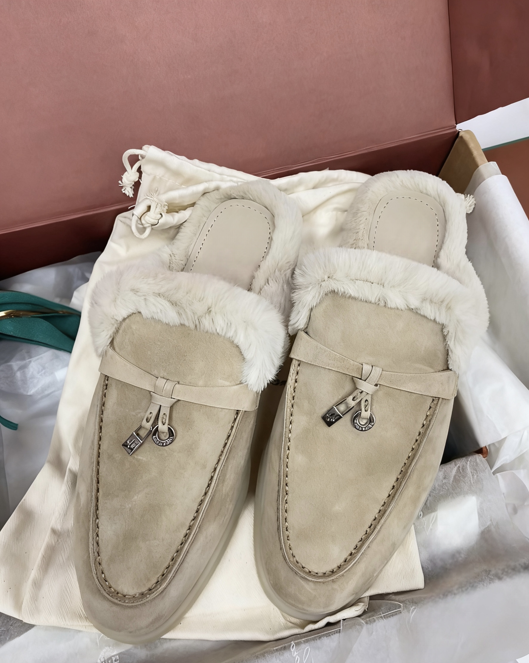 24秋冬新款真皮羊毛皮毛一体LR包头半拖鞋女外穿毛毛大头鞋女